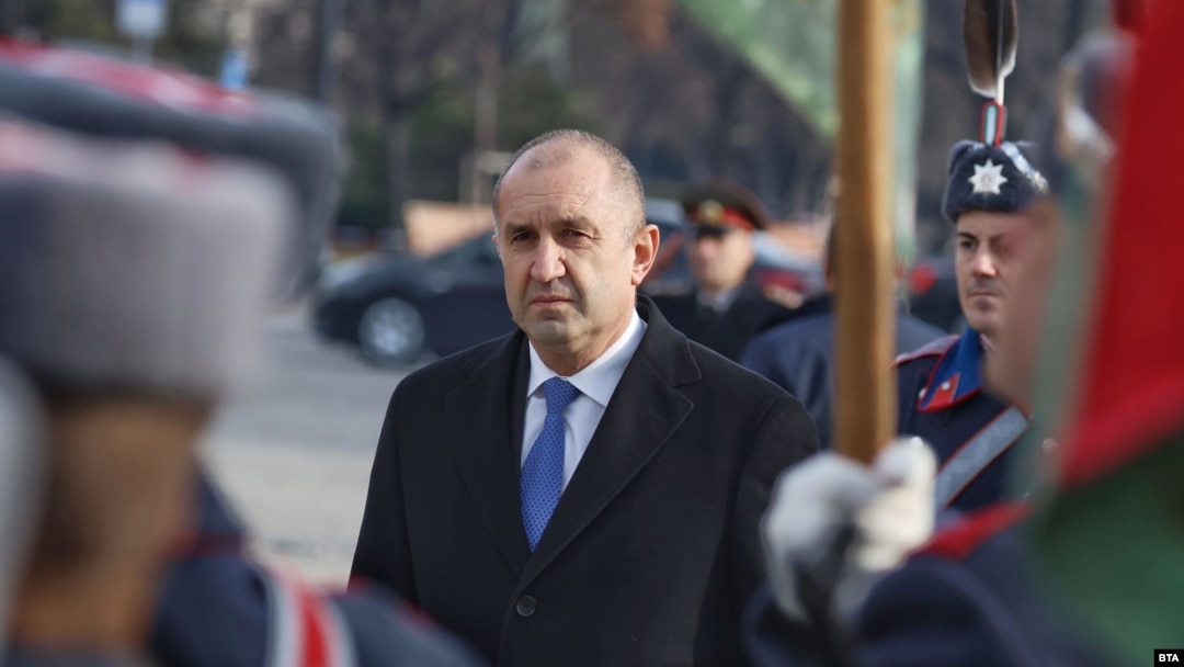 Президентът Румен Радев на водосвет на бойните знамена, флаговете и знамената-светини на Българската армия, 6 януари 2024 г.