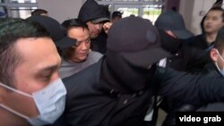 Райымбек Матраимов Бишкектин Биринчи май райондук сотунда. 27-март, 2024-жыл.