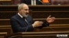 Премиерът Никол Пашинян по време на изслушване в парламента, 12 юни 2024 г.