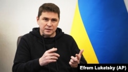 «Україна веде оборонну війну з метою деокупації всіх своїх територій. Це аксіома», – заявив Михайло Подоляк
