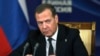 Dmitri Medvedev - fost președinte al Rusiei, vicepreședinte al Consiliului de Securitate al Rusiei și șeful partidului Rusia Unită.