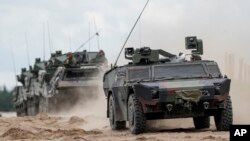 Вайсковая тэхніка NATO ў Літве. Ілюстрацыйнае фота