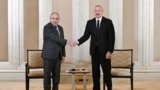 Прэм’ер-міністар Армэніі Нікол Пашыньян і прэзыдэнт Азэрбайджану Ільхам Аліеў сустрэліся ў Абу-Дабі, каб абмеркаваць патэнцыйнае мірнае пагадненьне, 10 ліпеня 2025