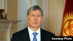 Алмазбек Атамбаев.
