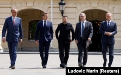 De la stânga la dreapta: cancelarul german Friederich Melz, președintele francez Emmanuel Macron, președintele ucrainean Volodimir Zelenski, premierul britanic Keir Starmer și premierul polonez Donald Tusk - Kiev, 16 mai 2025