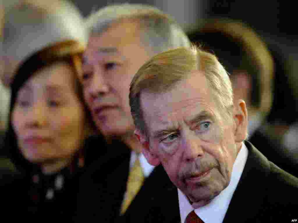 Havel 2011-ci ilin oktyabrında Praqada keçirilən bir beynəlxalq konfransda. 