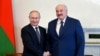 Зустріч Олександра Лукашенка (п) і російського лідера Володимира Путіна, Санкт-Петербург, Росія, 13 липня 2021 року