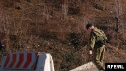 В обмен на четверых югоосетинских граждан президент Абхазии помиловал восемь граждан Грузии, которые в разные годы были осуждены судом Абхазии за совершение на территории республики тяжких и особо тяжких преступлений