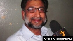 ډاکټر زبیر حسرت د مشال راډیو سره د مرکې پرمهال