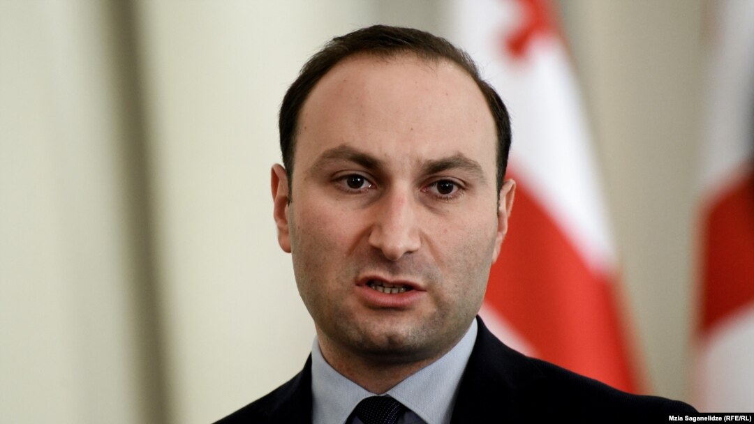 პარლამენტის იურიდიული კომიტეტის თავმჯდომარე ანრი ოხანაშვილი 