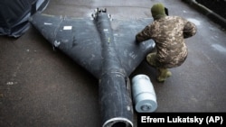 Російський БПЛА Shahed (Росія взяла технологію в Ірану і розгорнула масштабне виробництво) із термобаричним зарядом