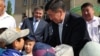 Сооронбай Жээнбеков Талас облусундагы иш сапары учурунда. 