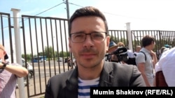 Наприкінці червня Мосвиборчком не допустив Іллю Яшина на довибори в міськдуму Москви через можливий зв’язок з організаціями Олексія Навального