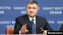 Арсен Аваков заявив, що сума угоди на закупівлю гелікоптерів становить близько 551 мільйона євро