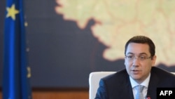 Президентке каршы кыймылдын башында премьер-министр В.Понта турат