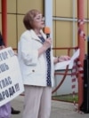 Митинг в защиту больницы в Дедовичах, Псковская область