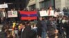 Забастовщики перед зданием министерства, Ереван, 11 ноября 2019 г.