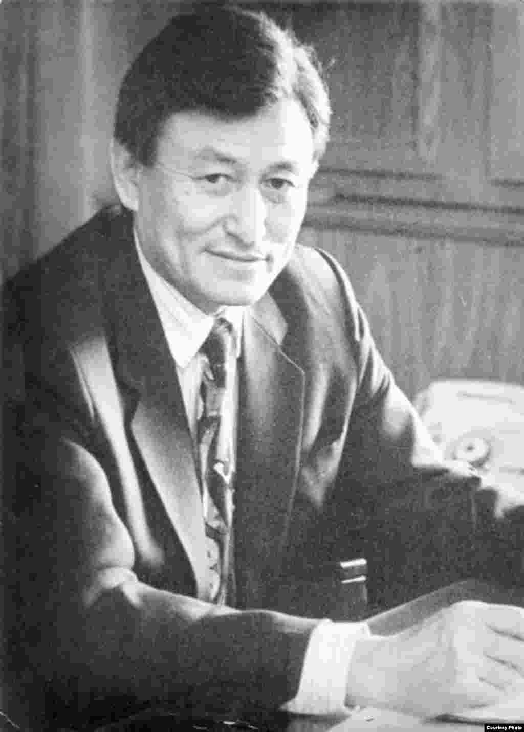 Жумабек Ибраимов (с 25 декабря 1998 года по 4 апреля 1999 года). 