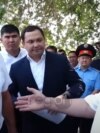 УКМК төрагасы Камчыбек Ташиев Бишкек шаарынын вице-мэри Жамалбек Ырсалиевди суракка алып кетүүнү тапшырды. 16-июль 2025-жыл.