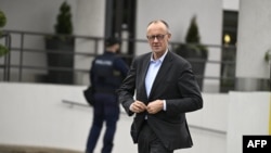 Friederich Merz, care a preluat funcția de cancelar la începutul acestei luni, a promis că „vom face tot ce ne stă în putință pentru a continua să sprijinim Ucraina, inclusiv militar”, în strânsă coordonare cu alți susținători.