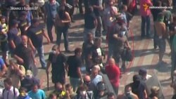 Радіо Свобода зафіксувало на відео людину, яка кидає гранату в силовиків під ВР