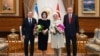 Өзбек президенти Шавкат Мирзиёев, жубайы Зироат Мирзиёева, Түркиянын биринчи айымы Эмине Эрдоган жана президенти Режеп Тайып Эрдоган. Анкара, 19-февраль, 2020-жыл. Фото: president.uz. 