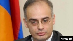 Լեւոն Զուրաբյան