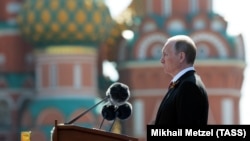 Орус президенти Владимир Путин. Москва, 9-май 2016-жыл. 