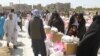 آرشیف - افغانستان کې اړمنو کورنیو سره د مرستې انځور